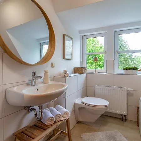 Erzglueck I Wlan I Kueche I Stellplatz I 4p דירה *