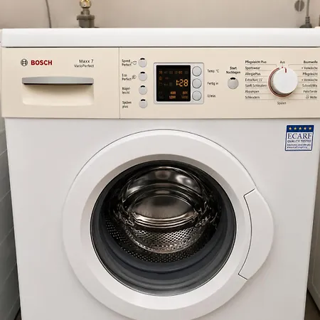 Lägenhet Erzglueck Modernes Dachgeschoss-apartment I Nahe Altstadt I Stellplatz & Waschmaschine